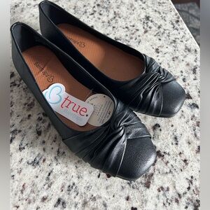 BareTraps Chaney Women's 6.5 Elegant Black Ballet Flat Slip On Shoes- NWT